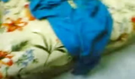 गोरा लैला शौचालय में एक यादृच्छिक हिंदी सेक्सी एचडी मूवी वीडियो परिचित द्वारा गड़बड़ हो जाता है