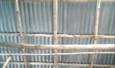 कामुक दोस्त चूत सेक्सी मूवी हिंदी मूवी और स्तन को चूमता है