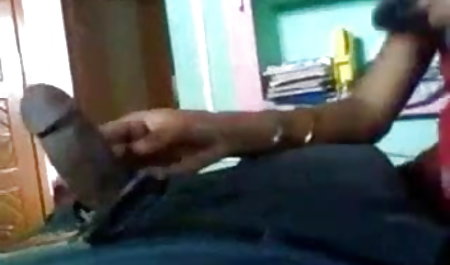 लवलेस ने कई महिलाओं की मीठी क्षार का स्वाद चखा, इस हिंदी सेक्स मूवीस बार अपने हरे दोस्तों के साथ ज्ञान साझा किया, उन्हें वह सब कुछ दिखाया जो उन्होंने सीखा था