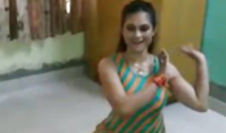 आदमी दो वसा sluts हिंदी में सेक्सी पिक्चर मूवी