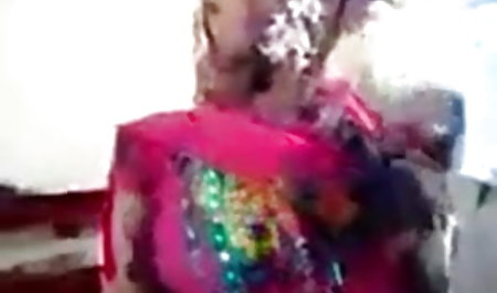 अपने कपड़े उतारने के बिना मोज़ा में सुंदर कुतिया बॉस के मुंह को गड़बड़ कर हिंदी सेक्स रोमांटिक मूवी दिया
