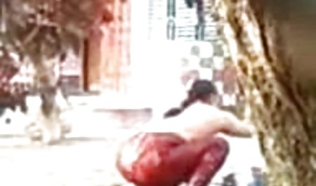 अमीर चाचा ने एक शांत क्लब किराए पर लिया और समूह सेक्स के लिए कुलीन वेश्याओं को बुलाया, नशे हिंदी में फुल सेक्सी मूवी में लड़कियों ने कुछ भी नहीं सोचा और केवल उसी तरह आत्मसमर्पण किया