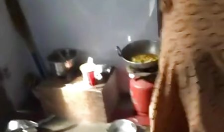 एक सुंदर सेक्सी मूवी हिंदी माई कुतिया के साथ पैसे के लिए अंतरजातीय सेक्स