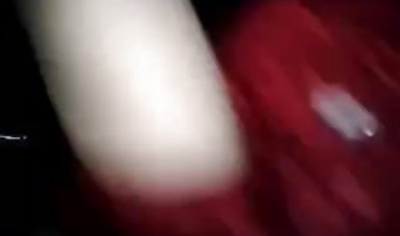 हॉर्नी बेब एक डिल्डो के सेक्सी हिंदी मूवी फिल्म वीडियो साथ खेलता है