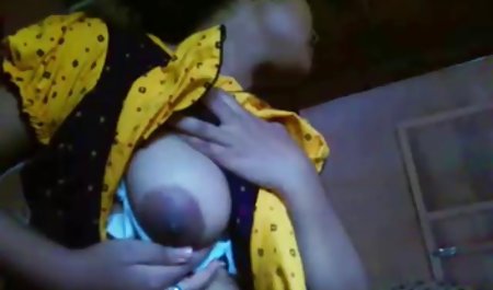 सुंदर लड़की तोरी ब्लैक में खूबसूरत अधोवस्त्र उसके प्रेमी हिंदी सेक्सी मूवी वीडियो द्वारा गड़बड़ हो जाता है