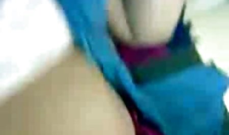 अपने हाथों में एक सदस्य के साथ लड़की, उसे इसे इस्तेमाल करने के लिए मिला, आप इसे अपने हाथों में चूस सकते हैं, और आप अभी भी उसे चोद सकते हैं और उसके चेहरे पर शुक्राणु को कम ब्लू मूवी एचडी कर सकते हैं
