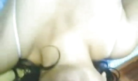 युवा सुंदर लैटिना लूना स्टार एक शांत blowjob देता है सेक्सी वीडियो हिंदी मूवी एचडी