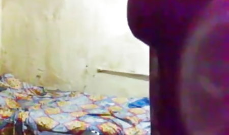 एक बड़ा मुर्गा के साथ आबनूस गुलाबी अधोवस्त्र में सेक्सी फिल्म वीडियो फुल सेक्सी blondie fucks