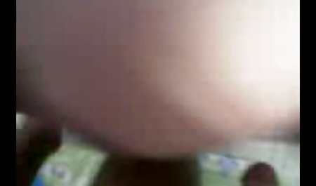 पूल में अपने जवान बेटे के साथ मस्ती करती सेक्सी मूवी हिन्दी सेक्सी सौतेली माँ