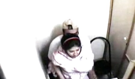 जर्मन, परिपक्व कुतिया एक प्रोग्रामर के साथ सेक्सी फिल्म मूवी में कार्यालय में गड़बड़ हो जाता है