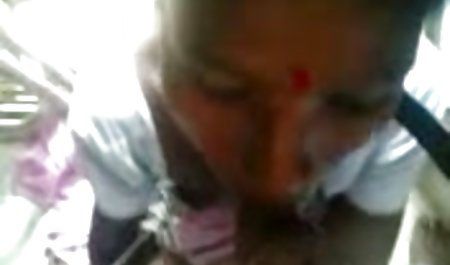 पेंटीहोज में पैरों में झालरदार पति सेक्सी पिक्चर मूवी फुल एचडी