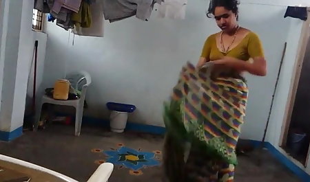 रूसी .. फिफ्टी की तलाश में एक निजी फोटोग्राफर को उसकी असीमित हिंदी मूवी एचडी सेक्सी गुदा संभावनाएं दिखती हैं