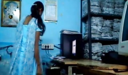 परिपक्व हिंदी सेक्सी फुल मूवी एचडी कुतिया ठीक से खींचा